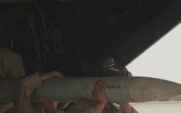31st MEU | U.S. Marines operate a FARP | B-Roll 2/5
