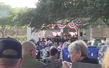 Special Purpose Marine Air Ground Task Force 250 Band performs during Fleet Week Norfolk
