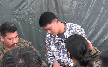 KAMANDAG 10: USMC, Philippine marines conduct expert exchange