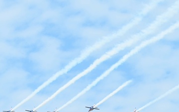 B-Roll of the Patrouille de France at Andrews
