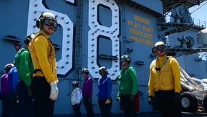 Nimitz Welcomes Commander of Carrier Strike Group 8