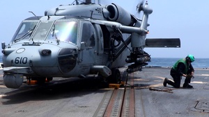Frank E. Petersen Jr. Conducts Helicopter Operations