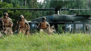 25th Infantry Division Conducts Air Assault and Urban Operations Training