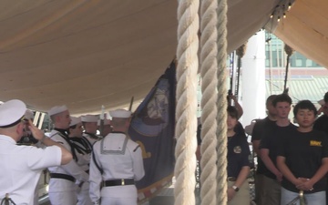 Fleet Week Baltimore hosts enlistment and reenlistment ceremony for future Sailors and U.S. Sailors