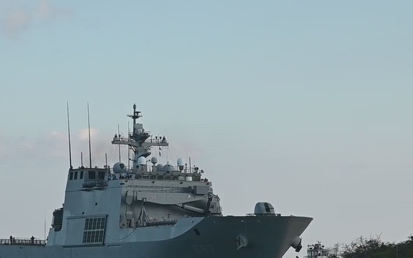 B-Roll: Republic of Korea Navy tank landing ship Cheon Ja Bong (LST 687) arrives at Pearl Harbor for RIMPAC 2026