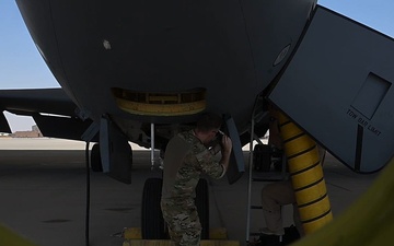 KC-135 enables F-35 operations through aerial refueling in CENTCOM