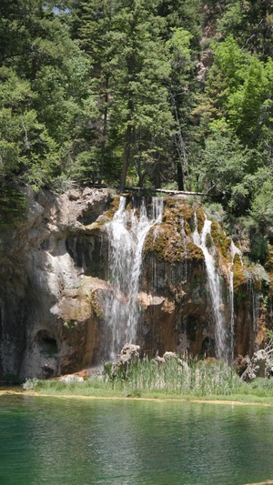 Hanging Lake and Spouting Rock Natural Video (9x16)