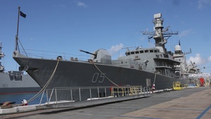 B-Roll: Naval vessels host tours for RIMPAC 26 "Open Ship Day"