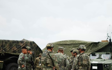 U.S., Philippine marines conduct communications and MADIS familiarization training during KAMANDAG 10 B-Roll