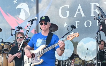 Shaw Weasels Welcome the Lieutenant Dan Band