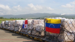 Joint Security Cooperation Group-Panama provides support for Venezuelan relief with Panamanian partners