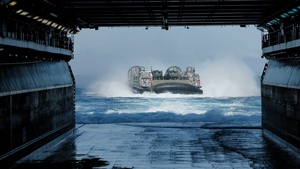LCAC offloads cargo onto the USS Makin Island | B-Roll