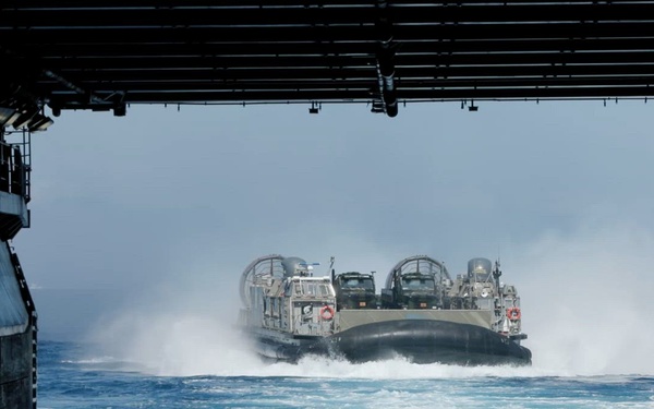 LCAC offloads cargo onto the USS Makin Island | B-Roll