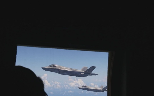 VMGR-152, VMFA-242 refuel off coast of Guam during Valiant Shield