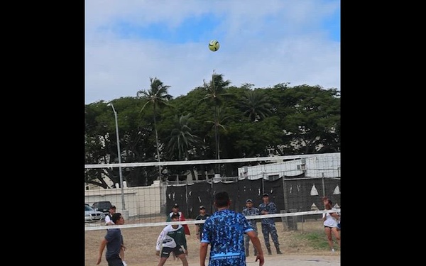 B-Roll: MWR hosts sand volleyball tournament during RIMPAC 26 - Vertical
