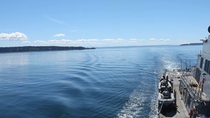 USS John Paul Jones Transits Puget Sound
