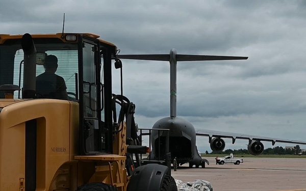 72nd Aerial Port Squadron loads passengers, cargo onto a C-17