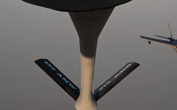 KC-135 refuels F-35Cs providing joint support
