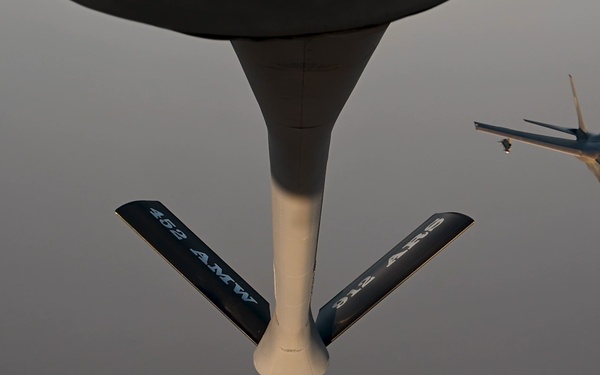 KC-135 refuels F-35Cs providing joint support