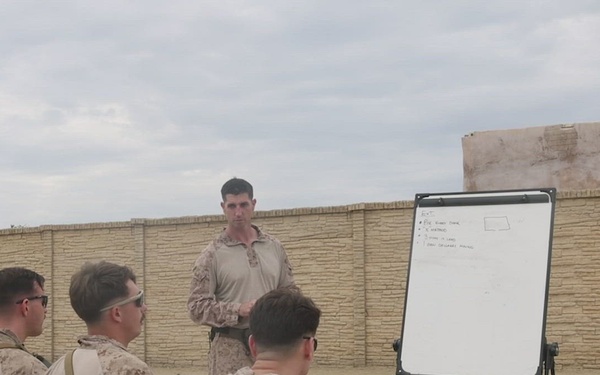 1st MLG Marines conduct close-quarter battle drills