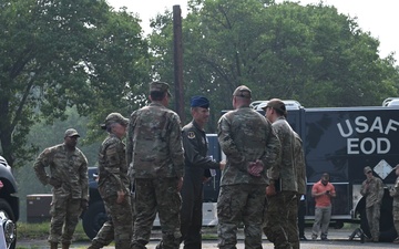 Col. Seekamp participates in immersion across Joint Base Andrews