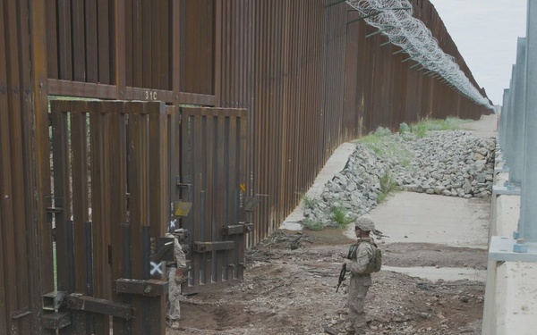 JTF-SB Marines strengthen barrier in reinforcement mission