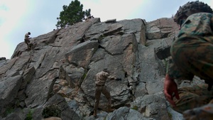 MTX 26-3 | 3/25 Conducts a Rappelling Course