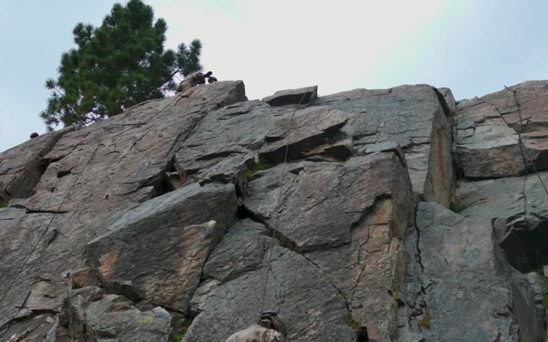 MTX 26-3 | 3/25 Conducts a Rappelling Course