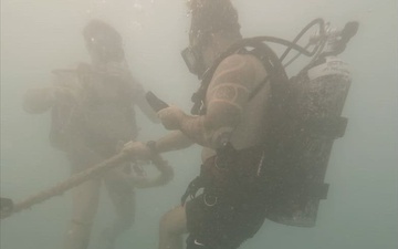 B-Roll: U.S. Navy, Royal New Zealand Navy, Royal Canadian Navy, Peruvian Navy, Mexican Navy Divers conduct familiarization dives during RIMPAC 2026