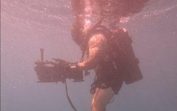 B-Roll: U.S. Navy, Royal New Zealand Navy, Royal Canadian Navy divers conduct familiarization dives during RIMPAC 2026