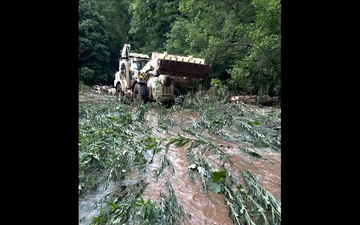 W.Va. National Guard assists in Upshur and Lewis Counties flood response efforts, WVNG TAG attends governor’s press release