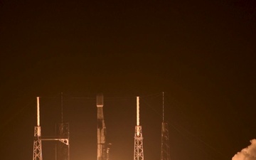 Starlink 10-42 Launches from Cape Canaveral Space Force Station