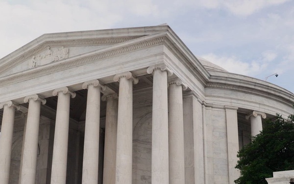 Mississippi Guardsmen Patrol Jefferson Memorial