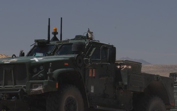 U.S. Army experiments with a Silent Tactical Energy Enhanced Dismount 4 (NOMAD) during PC-C6