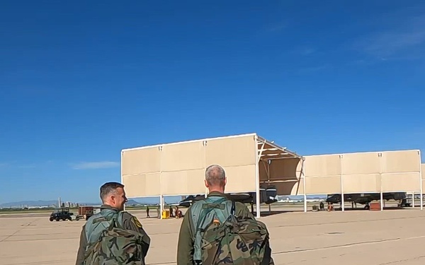 A-10 Thunderbolt II Takes Final Flight at Davis-Monthan - Broll Stringer