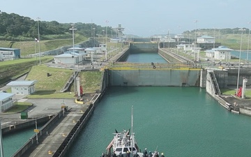 LCF-24: USS San Antonio Straddles the Caribbean Sea and Pacific in Panama