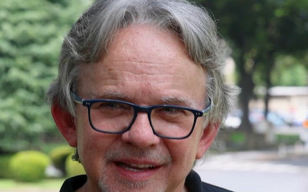 TV Writer Born on Camp Zama Returns to Japan More Than 60 Years Later