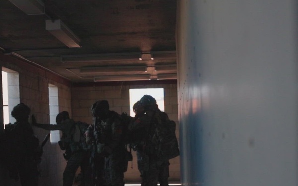 2nd Battalion, 1st Marines conduct an Urban Assault during SLTE 4-26