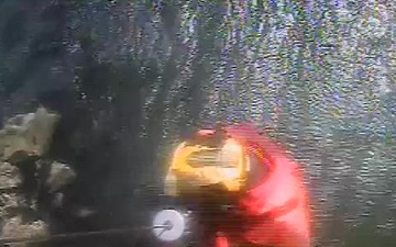U.S. Coast Guard rescues 2 people stranded on rocks in the Coquille River