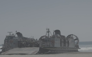 13th MEU | BLT 2/4 Conducts an Amphibious Assault B-Roll