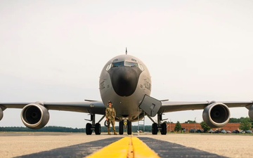 104th Fighter Wing Celebrates Flight Surgeon's Fifteen Years of Service with Fini Flight