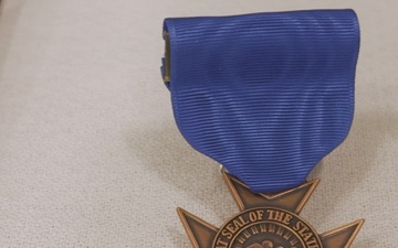 Ohio Airman receives state’s highest award for valor