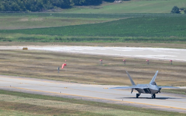 Coming Full Circle: F-22 Demonstration Team Headlines 2026 North Star Airshow