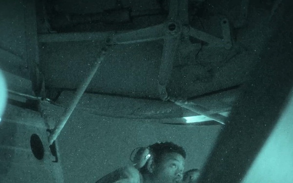 KC-135 Refuels F-16s in the CENTCOM AOR
