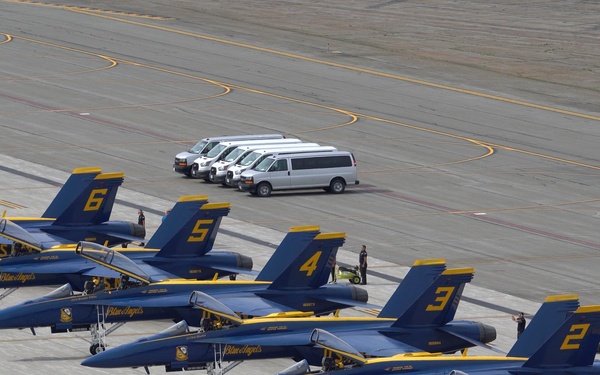 U.S. Navy Blue Angels at ATOH 2026 B-Roll