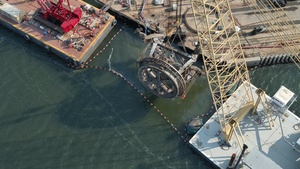 Coast Guard oversees removal of submerged crane in Charleston, South Carolina