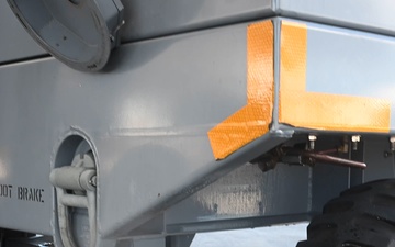 [B-roll] Tyndall Airmen perform routine F-35 maintenance