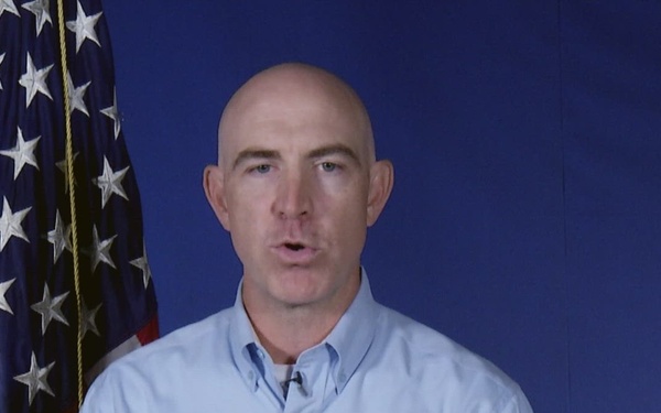 AAFES Director/CEO Brad Bingham Addresses Service Members During Visit to Japan
