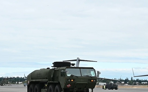 627 LRS and 24 CSC conduct C-17 Refueling certification with Army HEMMT - B-Roll Package