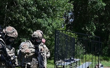 Holding down the fort: ANG civil engineers complete base defense training
